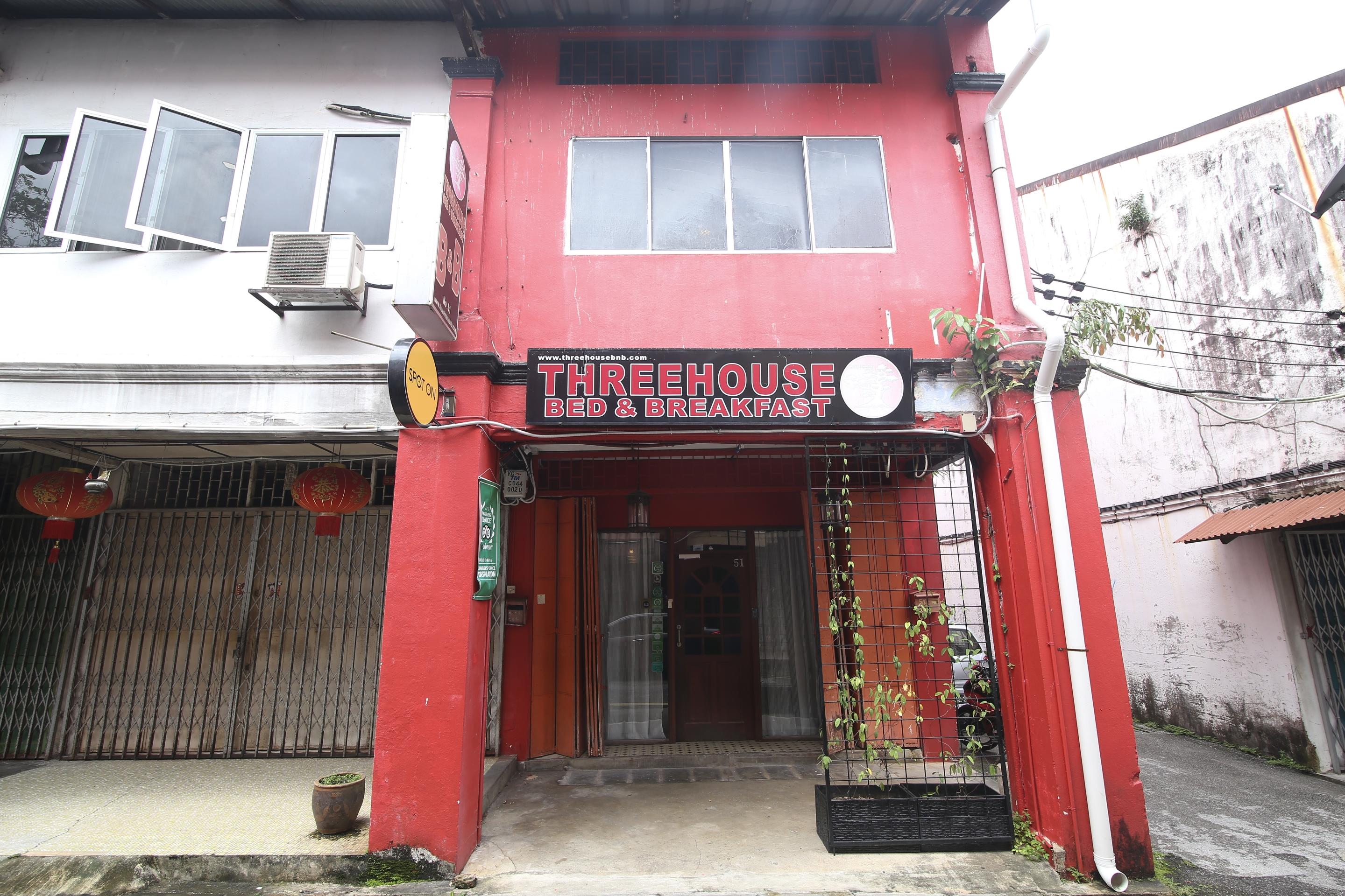 Spot On 90141 Threehouse Bed & Breakfast Kuching Dış mekan fotoğraf